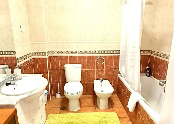 Lägenhet Large Three-bedroom