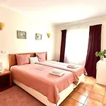 Large Three-bedroom Apartment *