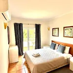 아파트 Large Three-bedroom